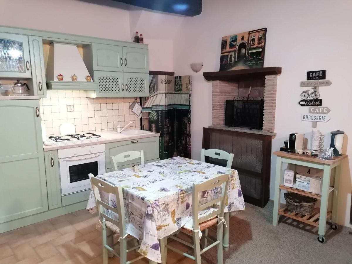 La Maisonette Del Borgo Рончилионе Екстериор снимка